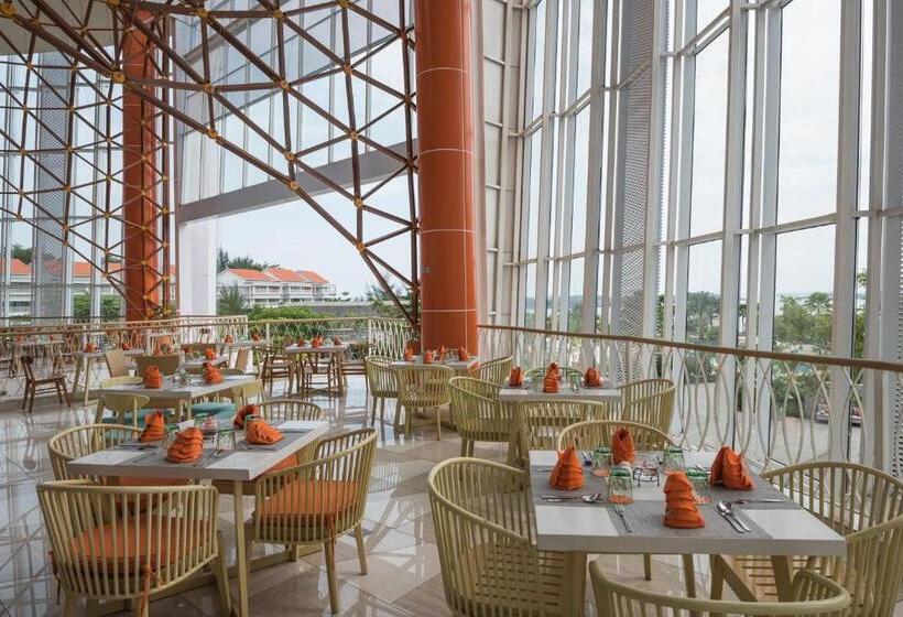 ホテル Harris Resort Barelang Batam