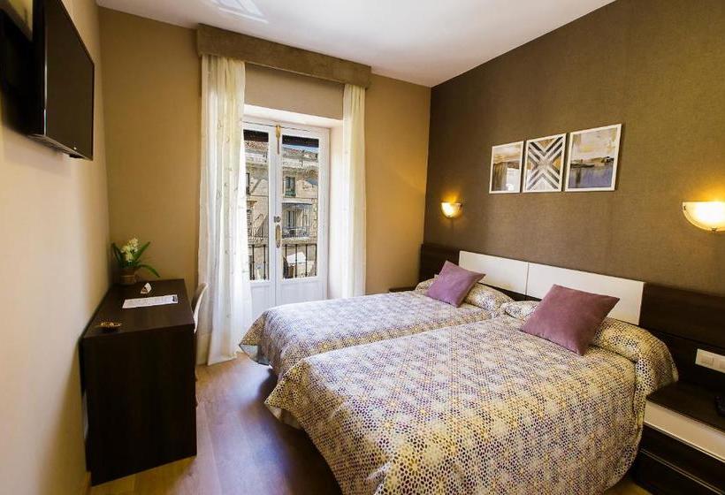 ホテル Hospedería Castilla Plaza Mayor