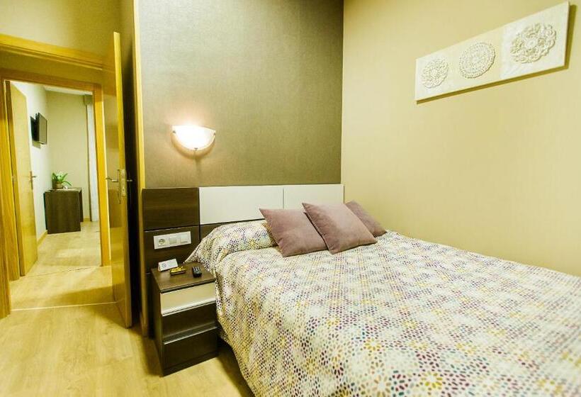 ホテル Hospedería Castilla Plaza Mayor