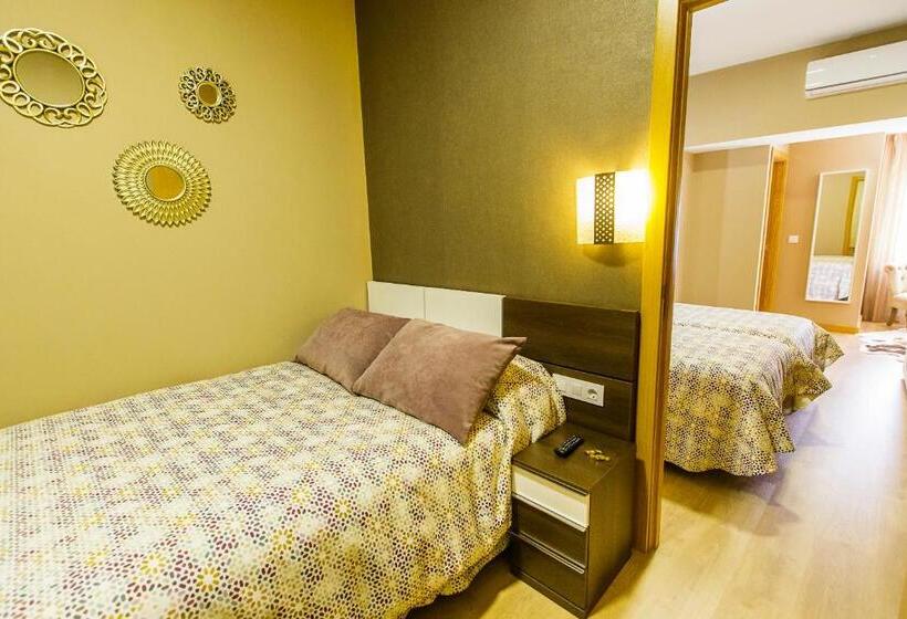 ホテル Hospedería Castilla Plaza Mayor