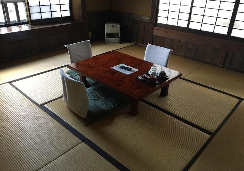 בית מלון כפרי Houjyuya