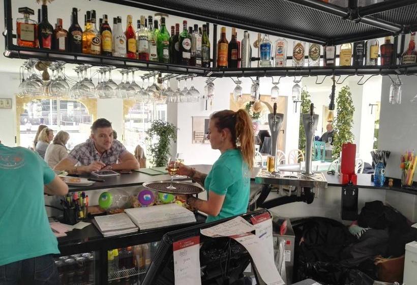 هتل Solpark Tenis Sl Pension