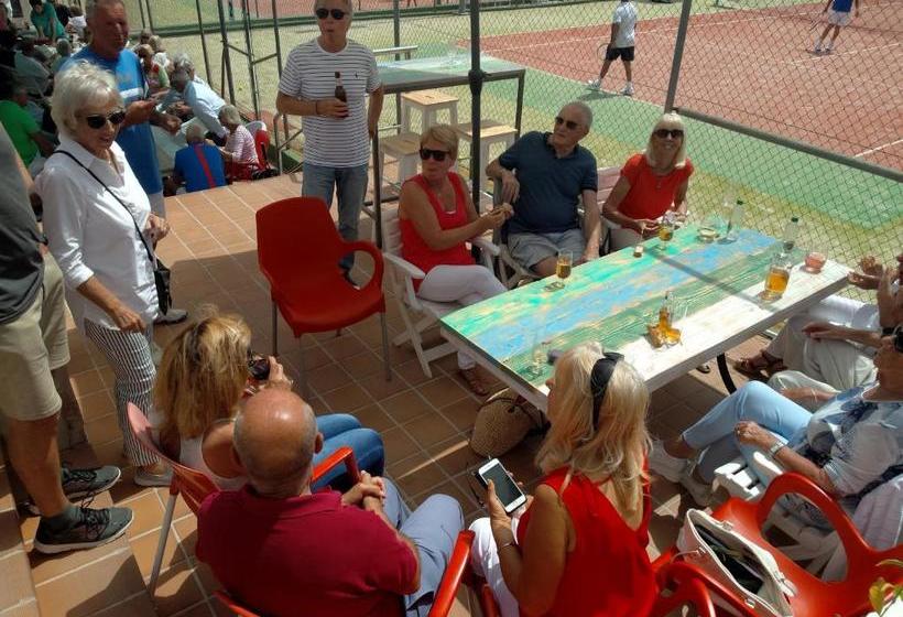 هتل Solpark Tenis Sl Pension