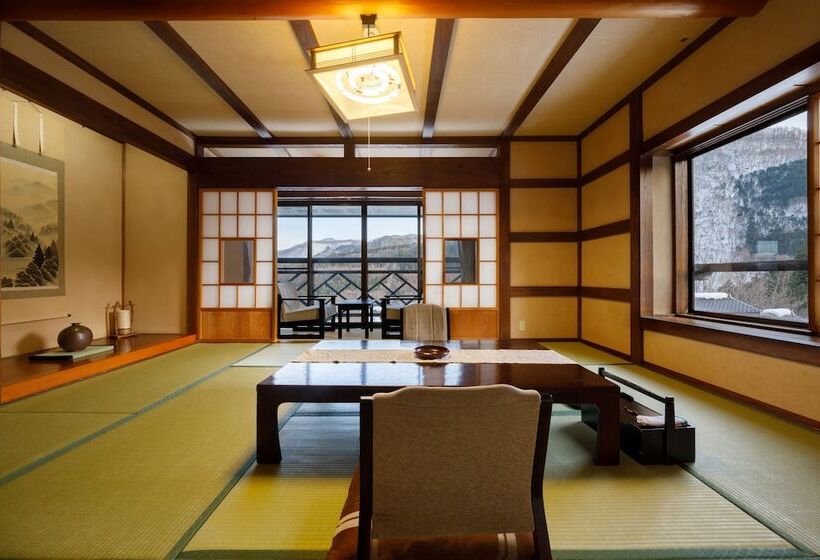 בית מלון כפרי Kamiyashiki Tairanotakahusa