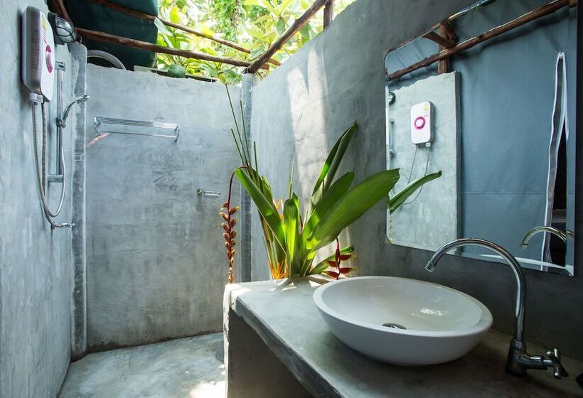 فندق Koh Mook De Tara Beach Resort