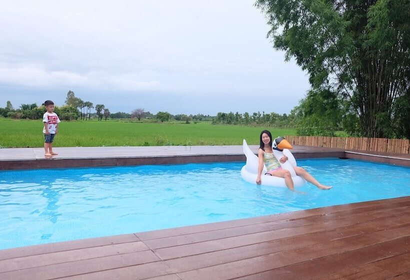 בית מלון כפרי Lanna House Lanna Hut Chiangmai