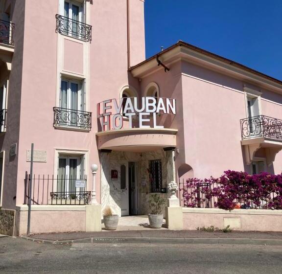 Отель Le Vauban