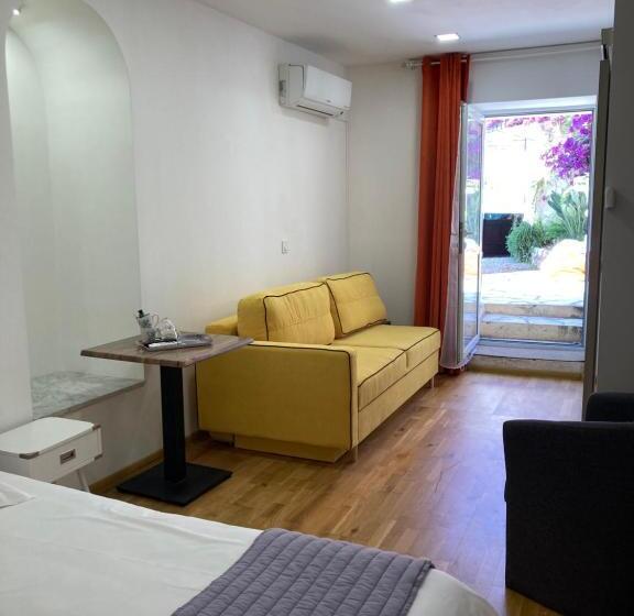 Отель Le Vauban