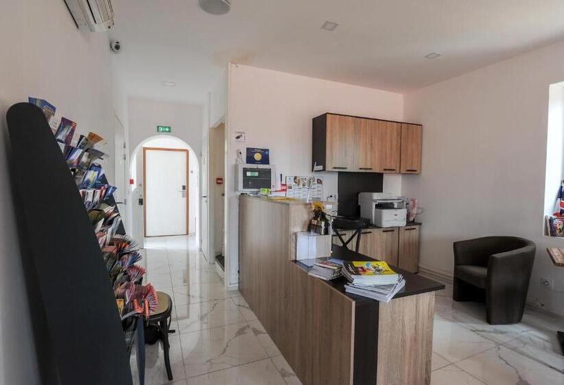 Отель Le Vauban