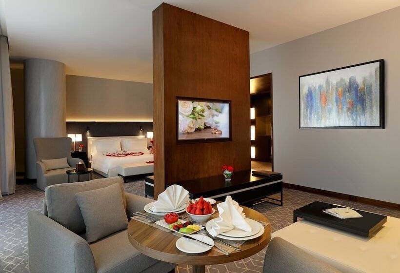 Отель Millennium Madinah Airport