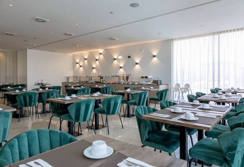 هتل Oporto Airport & Business