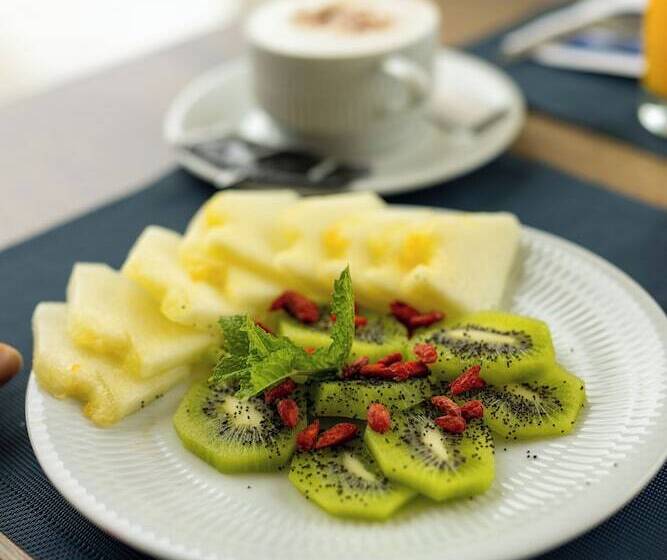 هتل Oporto Airport & Business