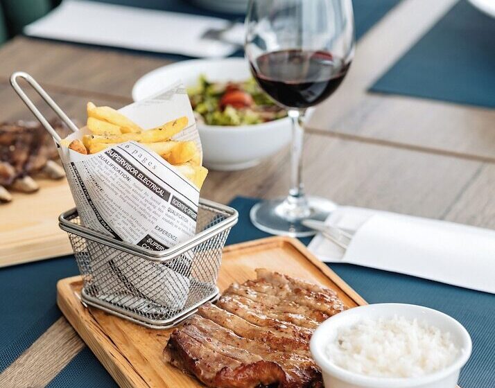 هتل Oporto Airport & Business