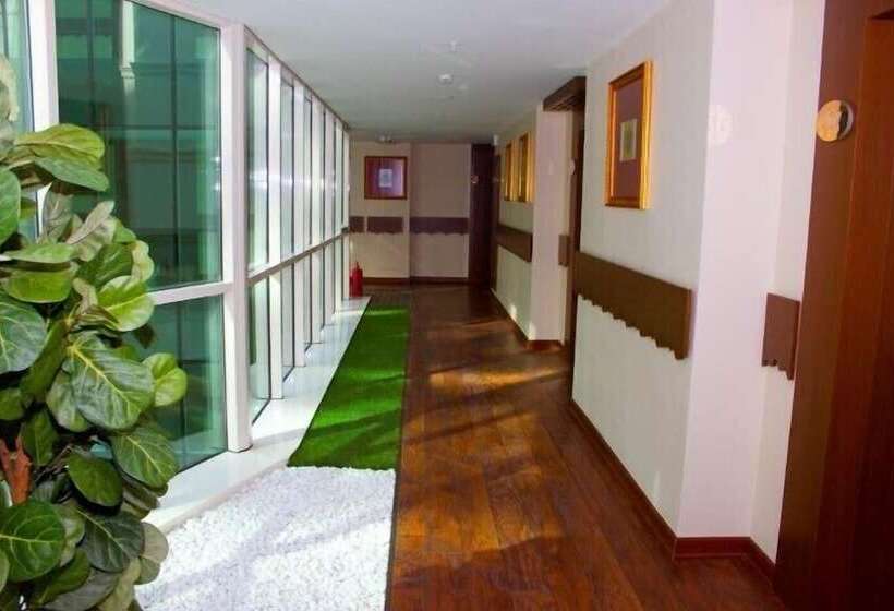 ホテル Ottoman Suites