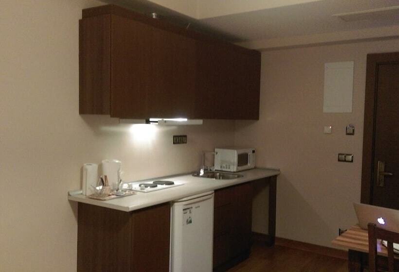 ホテル Ottoman Suites