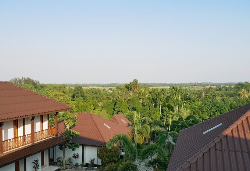 فندق Pattana Resort