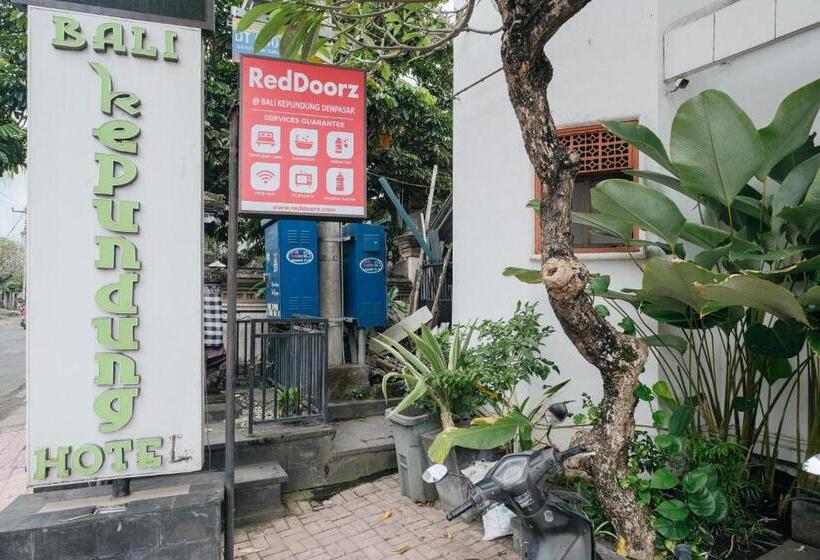 호텔 Reddoorz At Bali Kepundung Denpasar
