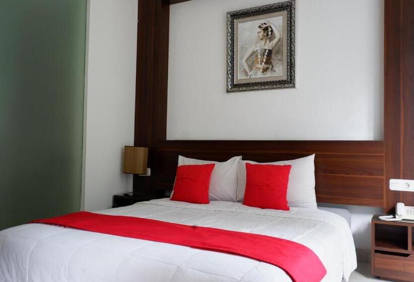 호텔 Reddoorz At Bali Kepundung Denpasar
