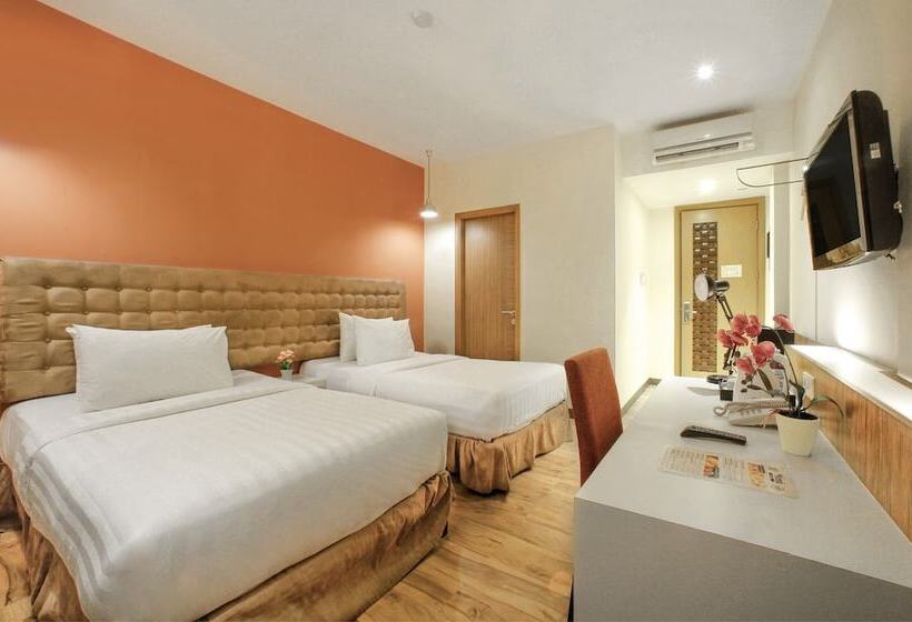 酒店 The Rivavi Legian