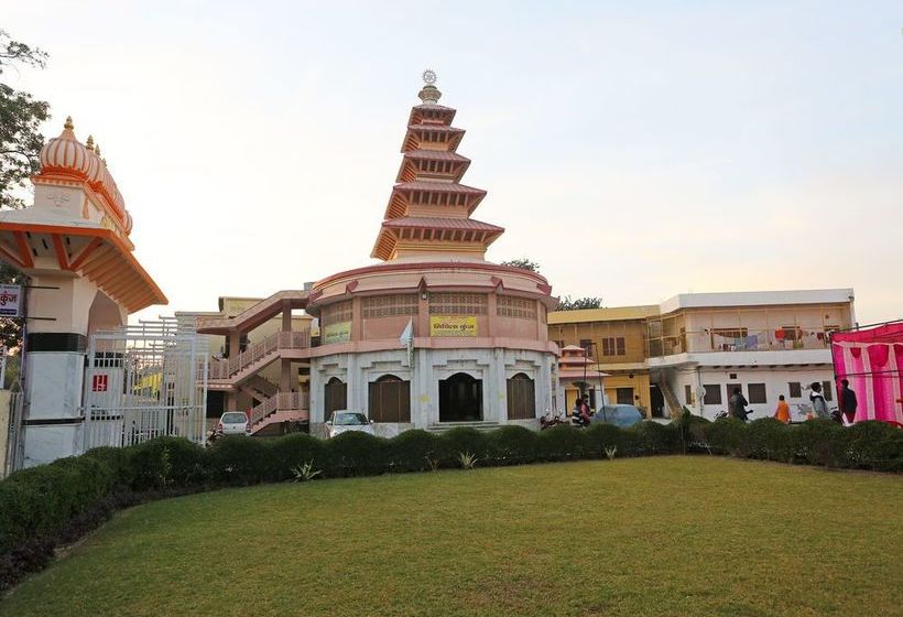 酒店 Shree Krishna Spiritual Stay