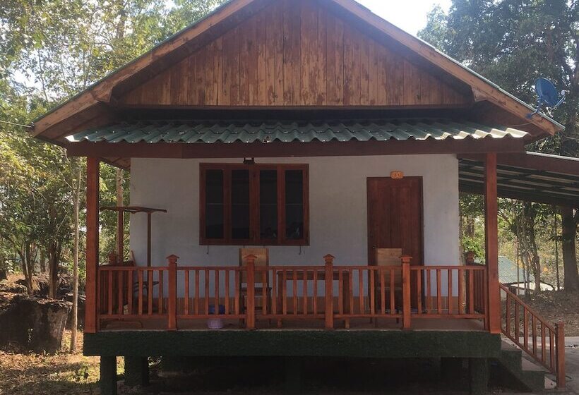 هتل Soutchai Resort