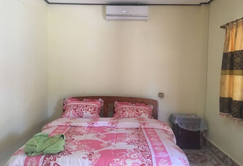 Отель Soutchai Resort