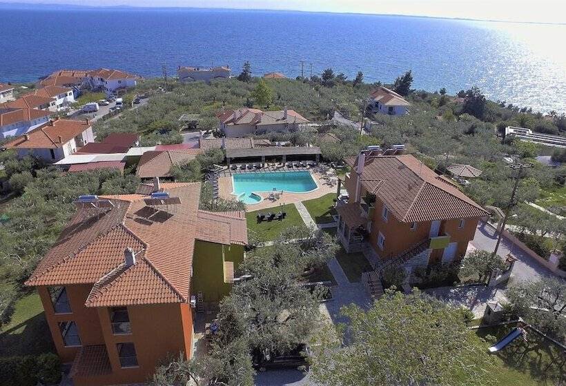 בית מלון כפרי Sunday Summer Resort