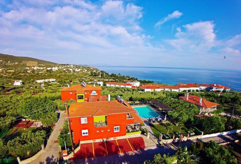 בית מלון כפרי Sunday Summer Resort