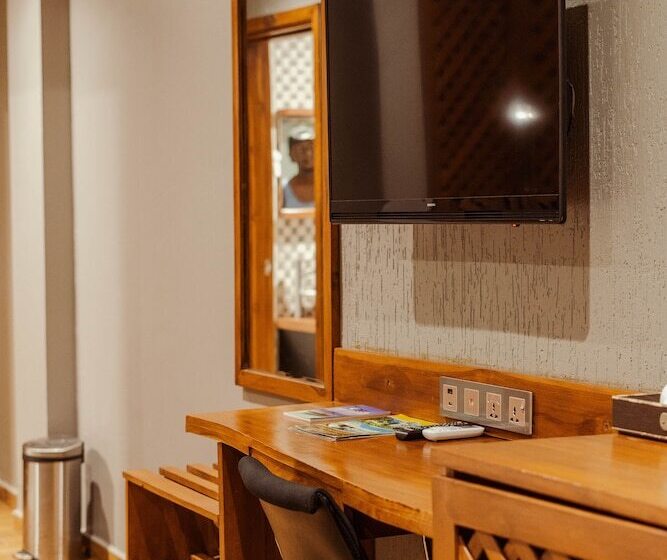 فندق Tanga Beach Resort & Spa