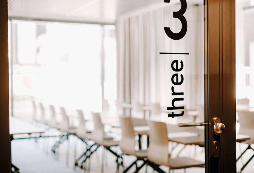 هتل Vienna House By Wyndham Mokotow Warsaw