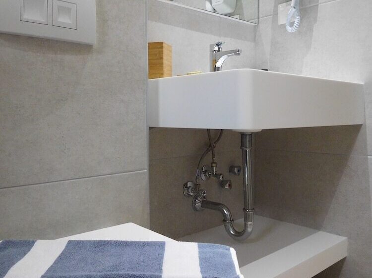 בית מלון כפרי Vozina