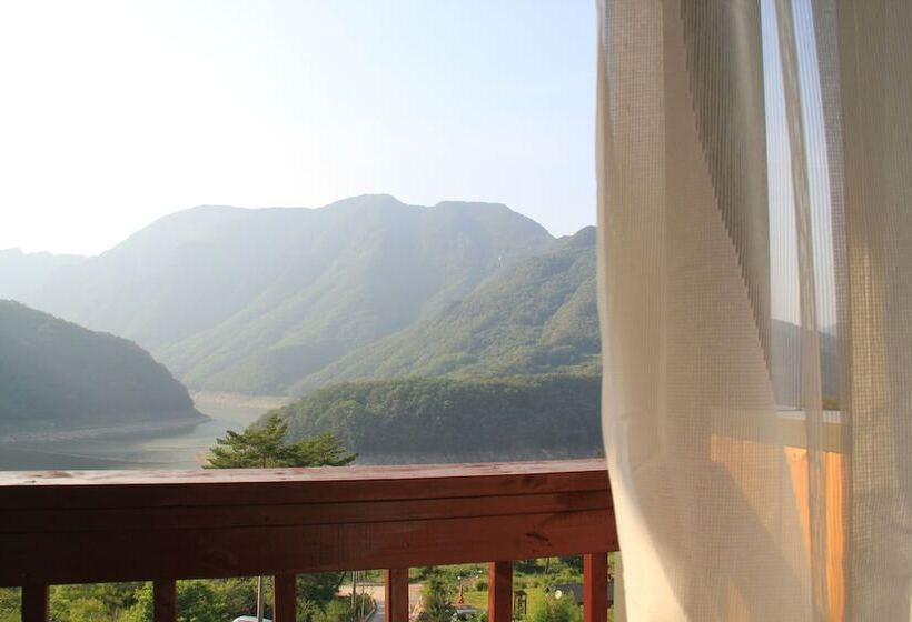 Moonlight Village Pension