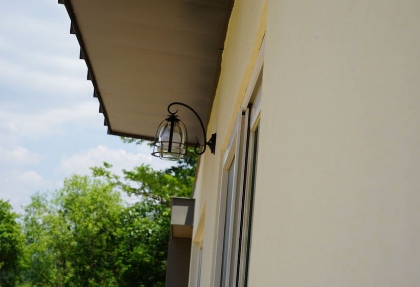 Moonlight Village Pension