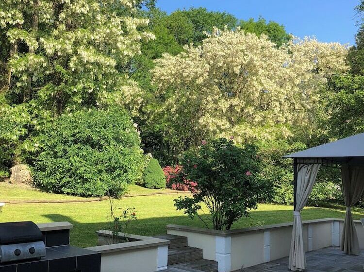 펜션 Au Petit Nid De Valaine