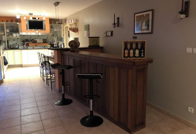 펜션 Au Petit Nid De Valaine