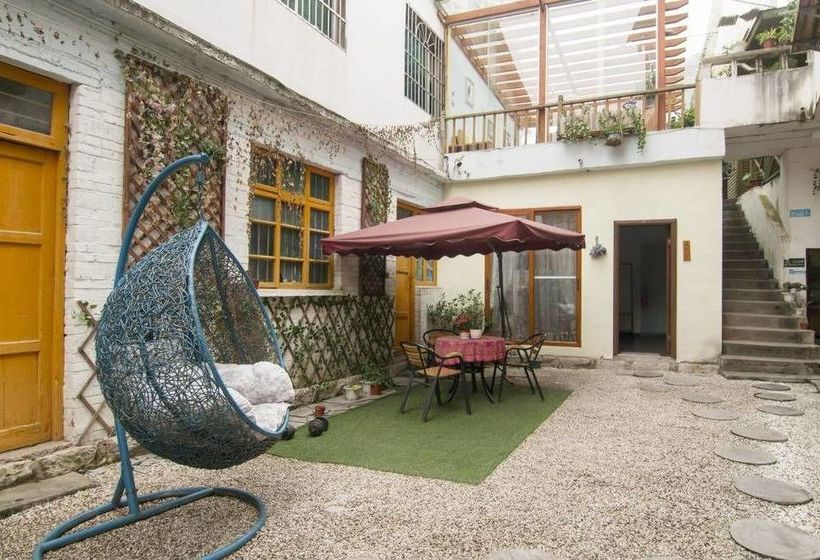 بنسيون Dream Garden Inn