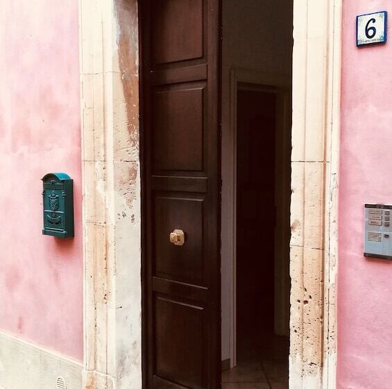 펜션 Esagono Monello