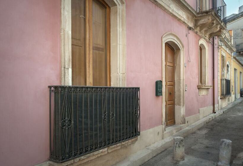 펜션 Esagono Monello