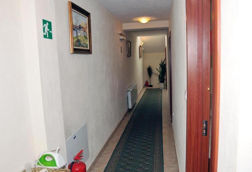 ペンション Guesthouse Elizabeth