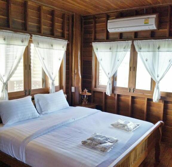 פנסיון Huanmaisakngam Resort