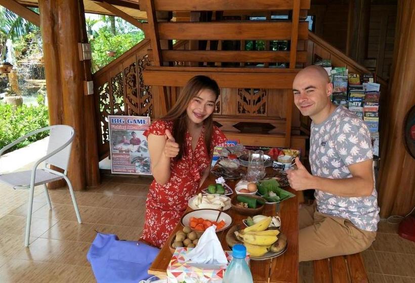 פנסיון Huanmaisakngam Resort