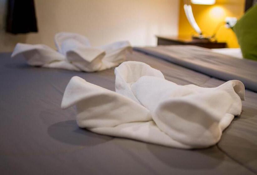 Pensjonat Samed Big Tree