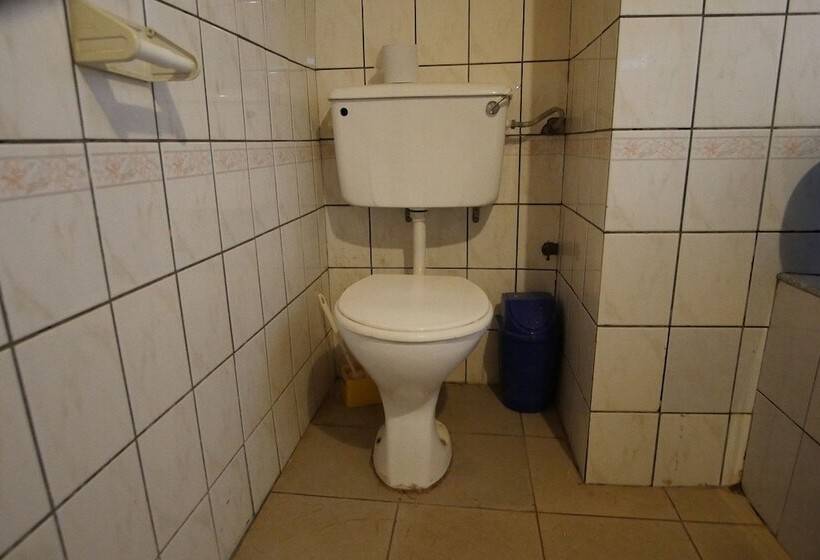 پانسیون Tim Freeman Guest House