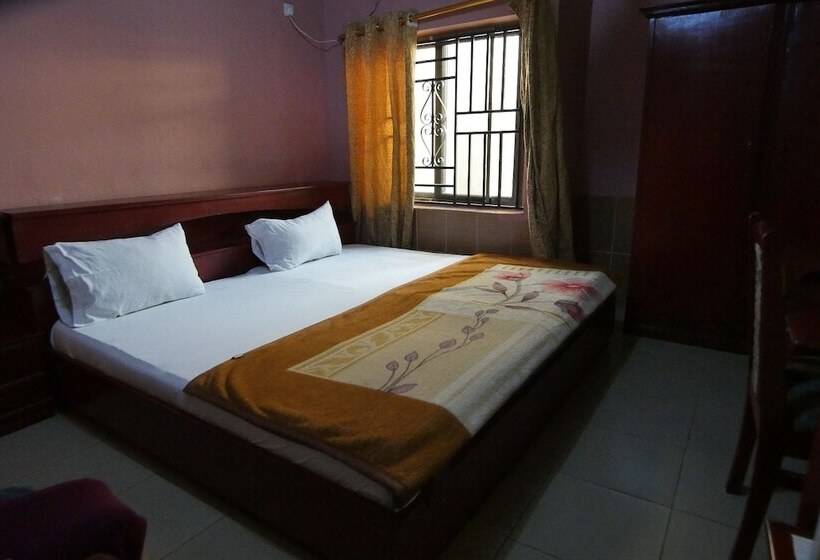 پانسیون Tim Freeman Guest House