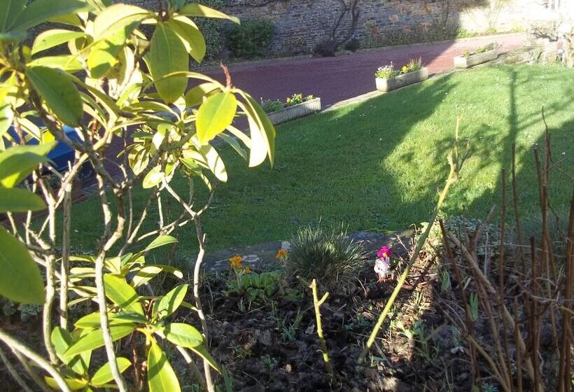 פנסיון Villa Les Dunes