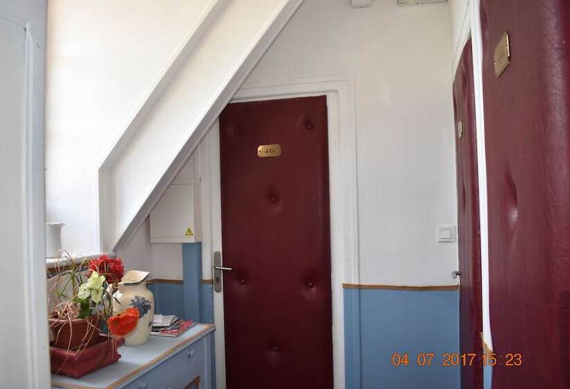 פנסיון Villa Les Dunes