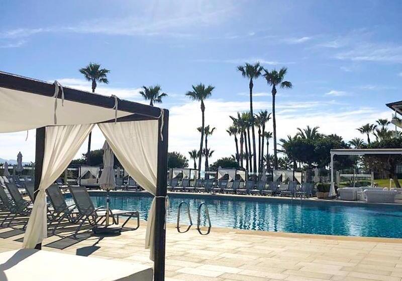 Playa Esperanza Resort