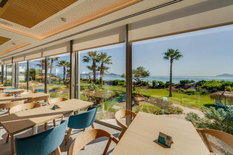 Playa Esperanza Resort