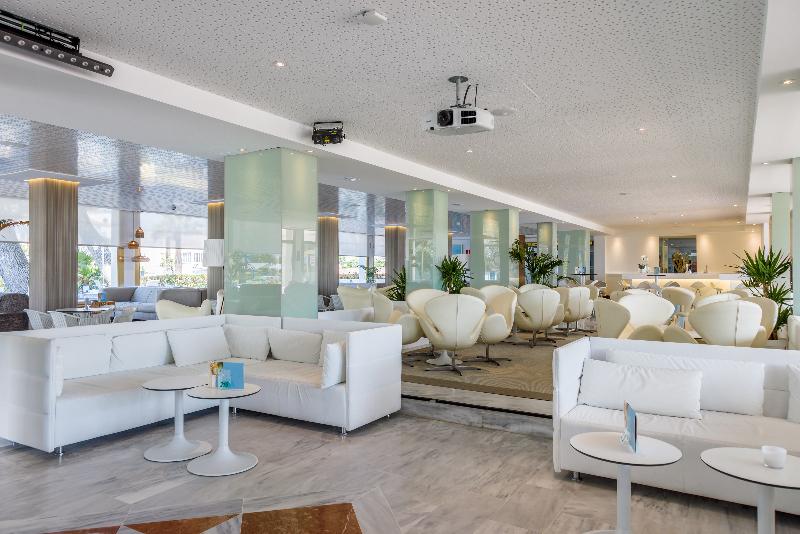 Playa Esperanza Resort