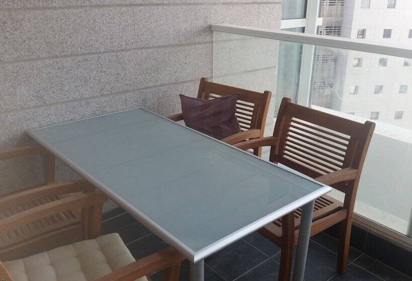 Prince Palace Netanya South Beach